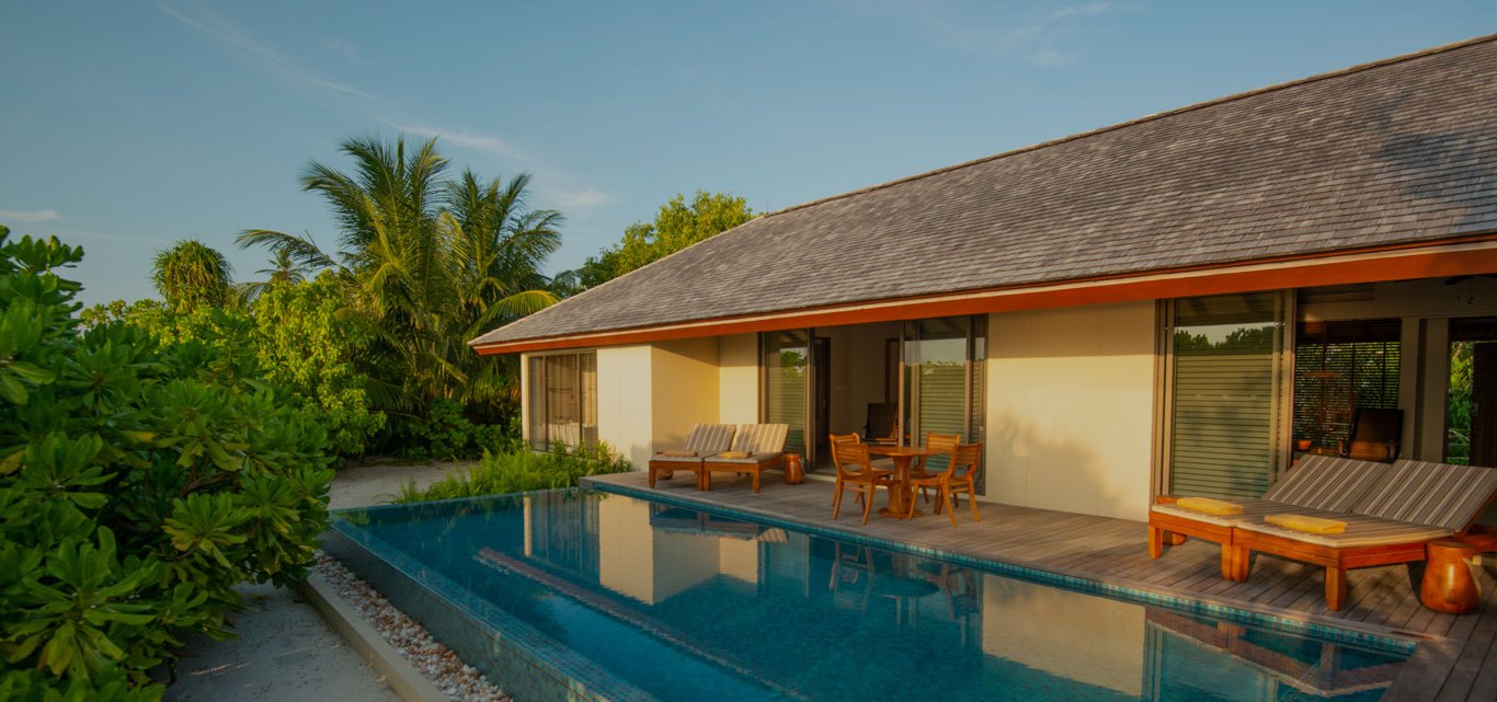 Two Bedroom Sunrise/Sunset Beach Pool Villa